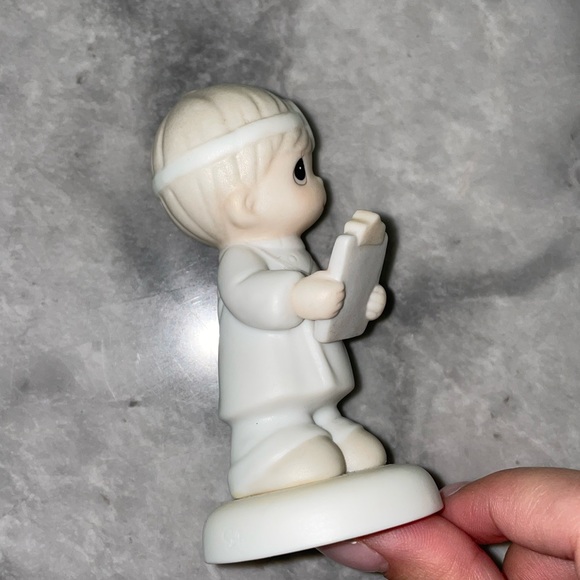 Precious Moments Mini Healthcare Hero - Picture 7 of 11